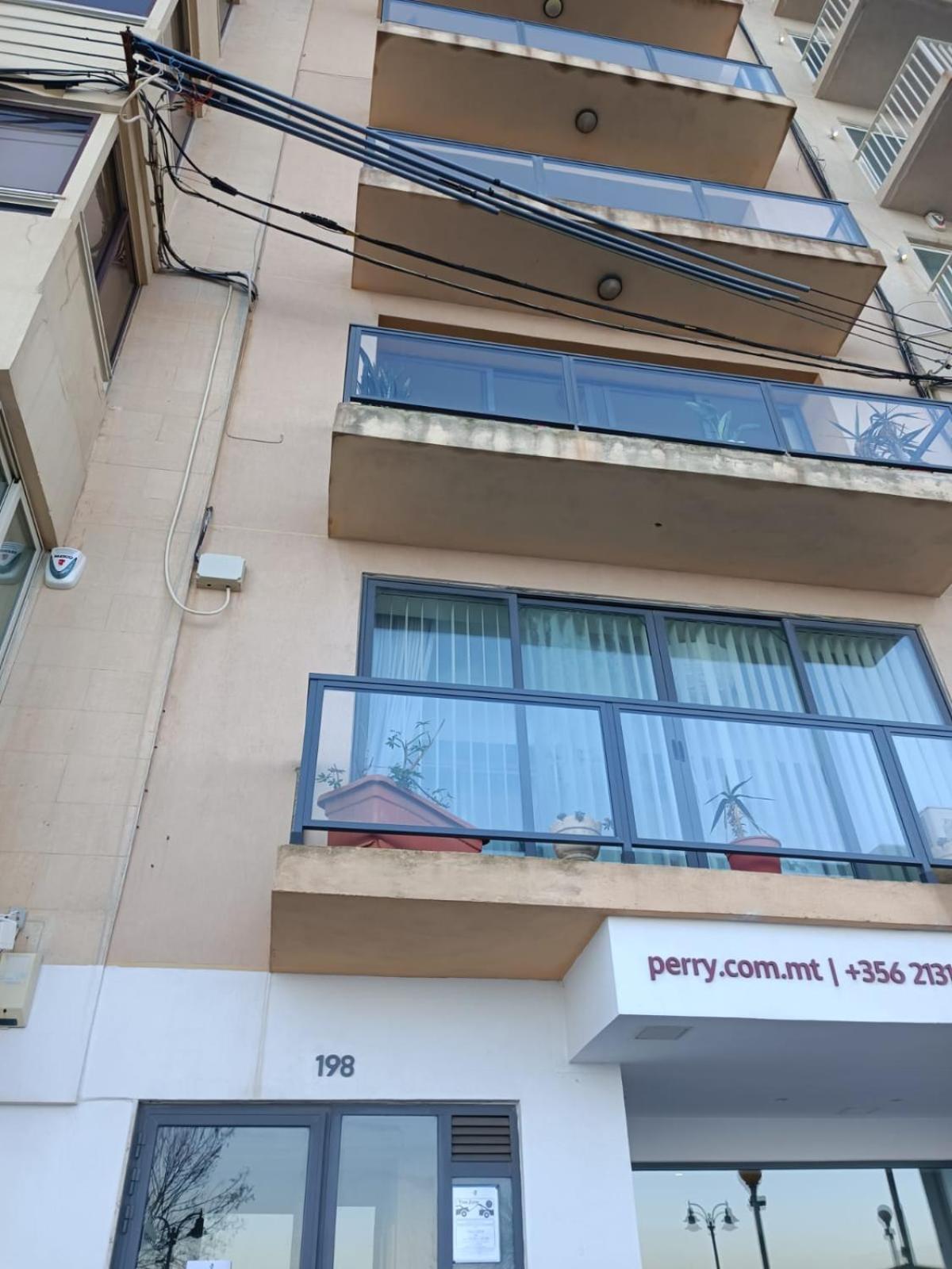 Modern, Large 3bedroom, Spectacular Views Goslm-9 Sliema