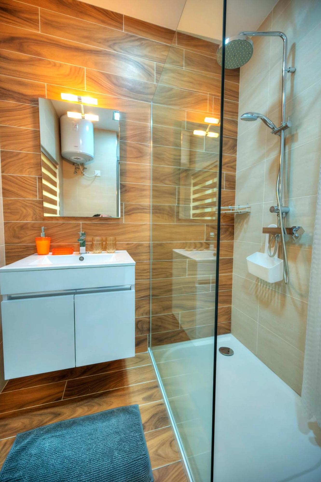 Apartment Modern, Large 3bedroom, Spectacular Views Goslm-9